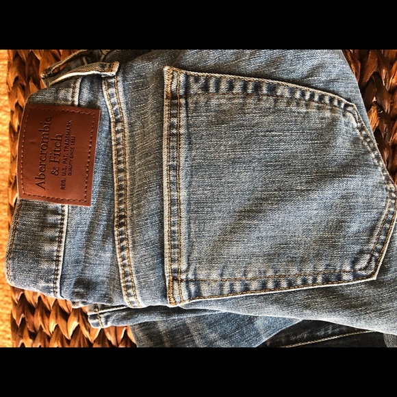 Abercrombie and Fitch Athletic Skinny jeans - Picture 2 of 5